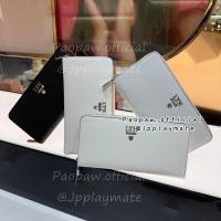ราคา LYN กระเป๋าสตางค์ LYN รุ่น Re-Edit Marble Long Wallet : LL24FWS045 แท้จากชอป พร้อมอุปกรณ์ (26528087819)