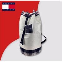 ราคา ขายกระเป๋า Tommy Hilfiger Beach Bag ขนาด สูง 20.5 นิ้ว เส้นผ่าศูนย์กลาง 11.5 นิ้ว สภาพดี ป้ายครบ ไม่มีตำหนิ ผ้ากันน้ำ (3391882088)