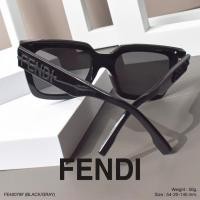 ราคา แว่นตากันแดด Fendi รุ่น FE40078F Sunglasses (25352055312)