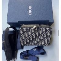 ราคา Dior POUCH WITH SHOULDER STRAP Beige and Black Dior Oblique Jacquard (29818437100)