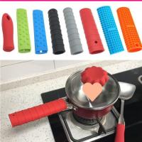 ราคา หม้อฝาครอบป้องกันตะกรันหนาซิลิโคนฝาครอบทนอุณหภูมิสูงกันลื่นกระทะเหล็กหล่อกระทะกระทะนมกระทะฉนวนกันความร้อนจับถุงมือ (43720074923)