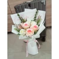 ราคา ช่อกุหลาบเกรดคุณภาพช่อกุหลาบวาเลนไทน์ดอกไม้ประดิษฐ์ แซมแคสเปียแห้ง ฟรีการ์ด น่ารักๆ (40716705375)