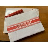 ราคา กระเป๋าเครื่องสำอางค์ Dior - Trousse pouch ใหม่ แท้ พร้อมกล่อง (29059760898)