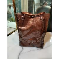 ราคา แจกันทองแดง ทรงกระเป๋า สีทองแดงเข้ม Handmade Size M (20203280764)