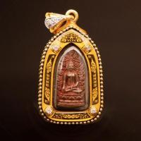 ราคา พระรอดหลวงหริภุญชัย เนื้อนวโลหะเต็มสูตร เลี่ยมกรอบ จัดสร้างโดย อ.ลักษณ์ โหราธิบดี คุ้มครองดวงชะตา (21677346864)