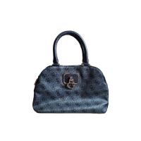 ราคา Guess ของแท้มือหนึ่ง (27755359948)