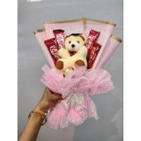 ราคา Graduation bouquet kit kat gift (22357805536)