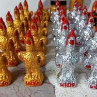 ราคา รูปปั้นไก่ชน สีเงิน สีทอง ไก่ไหว้ ขนาด 13 เซนติเมตร (41007045809)