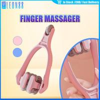 ราคา ของมาใหม่！ลูกกลิ้งนวดนิ้วมือ ที่นวดนิ้ว ผ่อนคลายสบายนิ้ว เครื่องนวดนิ้ว แบบใช้มือถือ ไม่บาดผิว (25497508510)