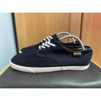 ราคา V️Ns รองเท้ามือสอง✌️size:43/27.5 (29423105814)