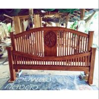 ราคา เตียงไม้สักซี่โค้งพระจันทร์ลายกุหลาบ (2497113777)