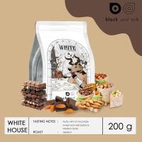 ราคา black and milk | House Blend | White House | กาแฟคั่วกลาง | Espresso | (21891173314)