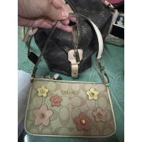 ราคา กระเป๋าสะพายไหล่แบรนด์ coachสถาพดีมากใช้ไป1ครั้ง (26326179362)