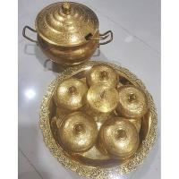 ราคา ชุดทองเหลืองตลับ 4 นิ้ว ถาดองุ่น 13 นิ้วครึ่ง พร้อมชุดหม้อข้าว 8 นิ้วตอกลาย (10103718784)