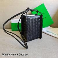 ราคา BOTTEGA VENETA Clutch ของแท้ 100% [ส่งฟรี] (8311701589)