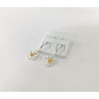 ราคา ต่างหูห่วงห้อยดอกเดซี่เงินแท้925 เครื่องประดับเงินแท้ (21219711082)