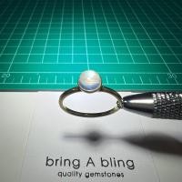 ราคา แหวนพลอย มุกดาหาร (rainbow moon stone) 6.0มม. แหวน size 54 (11699557517)