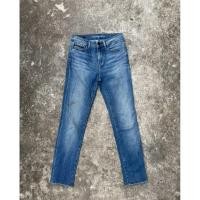 ราคา Calvin Klein กางเกงยีนส์ สกินนี่ มือสองจากญี่ปุ่น สภาพ 90% (29437768784)