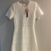 ราคา เดรสยาว maxi dress เดรสสีขาว เดรสลูกไม้ งานป้าย แท้ (1138140177)