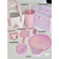 ราคา 3ce Cherry Blossom Powder เคสเครื่องสําอาง Lotus สีชมพูกระเป๋าเป้สะพายหลังโปร่งแสงกระจกมือถือถ้วยน้ําสองชั้นพัดลมพับ (26555098958)