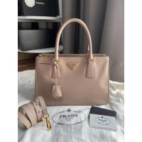 ราคา Prada Saffiano Lux 30 Cammeo สภาพสวยค่ะ (12569873840)
