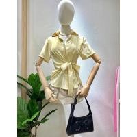 ราคา เสื้อเชิ้ต คอปก แขนสั้น กระดุมผ่าหน้า แต่งผูกโบว์ที่เอว เนื้อผ้าอัดลายย่น เนื้อนิ่มใส่สบาย อก36-38ยาว25 งานป้าย masaya (18866313189)