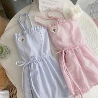 ราคา Heart Beat Top เสื้อสายเดี่ยวผ่าหน้า แต่งปักลายดอกไม้/หัวใจ สายปรับได้ค่ะ (25373101282)