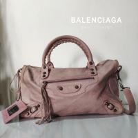 ราคา ®PINK BALENCIAGA TWIGGY MOTOCYCLE ✓ EXOTIC LEATHER ขนาด กว้าง 15.7" | สูง 7.5" (2600824170)