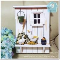 ราคา ตู้ไม้แขวนกุญแจแนวอิงลิชคันทรี่ ลายเป็ดคู่ (8180599)