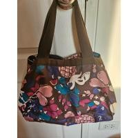 ราคา กระเป๋า LeSportsac มือสองสภาพดีมากขนาดกว้าง 14 นิ้ว × สูง 10 นิ้ว (28068975907)