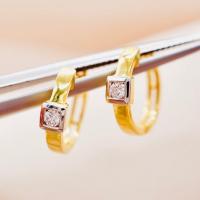 ราคา [ Pre-Order] ต่างหูเพชรแท้ ทองคำแท้18K (ทอง75.0%) เพชรแท้น้ำ100 เบลเยี่ยมคัต [18KPE1184] (20683969303)