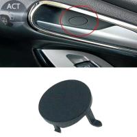 ราคา 1 X สําหรับ Ford Focus 12-14 สําหรับ Fiesta ประตูด้านหน้าภายในจับสกรูฝาครอบ (53301079756)