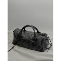 ราคา กระเป๋า Balenciaga twiggy สีดำหมุดรมดำ มือสองของแท้ (53550877984)