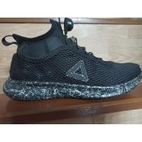 ราคา รองเท้าผ้าใบ Reebok มือสอง ,size 39(25cm) (19880736252)