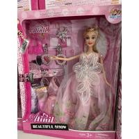 ราคา บาร์บี้ชุดราตรี พร้อมเครื่องประดับ มีชุดเปลี่ยน3ชุด มี2สีให้เลือก ชมพู ฟ้า ขนาด30x23x4.5cm (9402376773)