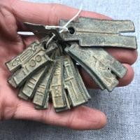 ราคา ชุดเหรียญมีดโบราณ จำนวน 11.1 ชิ้น (56400647623)