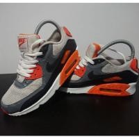 ราคา NIKE AIR MAX90 ESSENTIAL ขาว/ส้ม (3440223469)