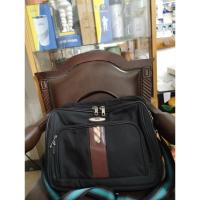 ราคา กระเป๋าผ้ามือสอง แบรนด์ Daks ทรงเดินทาง (24587289595)