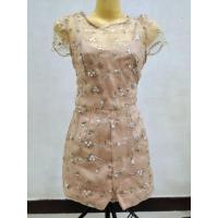 ราคา จั๊มสูทขาสั้นซีทรูงานปักดอกไม้งานป้าย (29509332121)