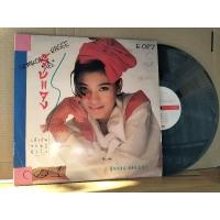 ราคา แผ่นเสียงเพลงไทย ศิลปิน จุ๊บแจง แสงอุษา ปก vg/แผ่นvg++ราคา190 (24580251750)