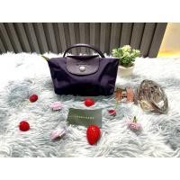 ราคา ใหม่ มือหนึ่ง กระเป๋า Longchamp Le Pliage Original Pouch with Handle สีม่วง มีสาย (43623795672)