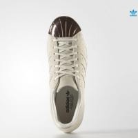 ราคา [4,290 เหลือ 3,290] ใส่โค้ด "BAAP" ลด100.- Adidas superstar 80s metal-toe shoes (202946064)