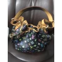 ราคา กระเป๋าหลุยส์มัลติดำทรงจีบ (9783633733)