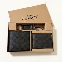 ราคา รุ่นใหม่ COACH BOXED 3 IN 1 WALLET GIFT SET IN SIGNATURE CANVAS (55400691165)