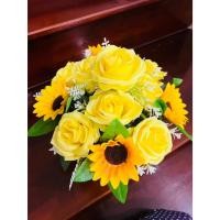 ราคา พานดอกกุหลาบ พานดอกกุหลาบสีเหลือง +ทานตะวันสีเหลือง+แซม 1พาน 299 บาทเท่านั้น สวย พานไหว้ครู พานวันพ่อ พานจัดงานแต่ง (44007561685)