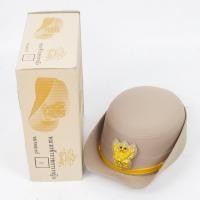 ราคา หมวกข้าราชการหญิง สีกากีและสีขาว หน้าสิงห์และหน้าครุฑ มีทั้งแบบปักดิ้นและโลหะ สง่างาม (27176684650)