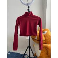 ราคา เสื้อคอเต่าแขนยาวสีแดงเลือดหมู (18195011928)