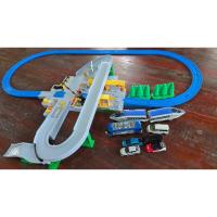 ราคา (แถม!!รถเหล็กและรถไฟ) ญี่ปุ่นมือสอง สถานีรถไฟโทมี Tomy Let's play with Plarail Tomica! Cancan railroad crossing set (41405227087)