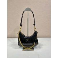 ราคา กระเป๋า Hobo แบรนด์ Prada ประดับคริสตัล สำหรับผู้หญิง แบบสวมไหล่หรือถือ รหัส 1BC204 (50852236830)