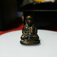 ราคา รูปหล่อหลวงพ่อเงินวัดบางคลาน (23149553853)